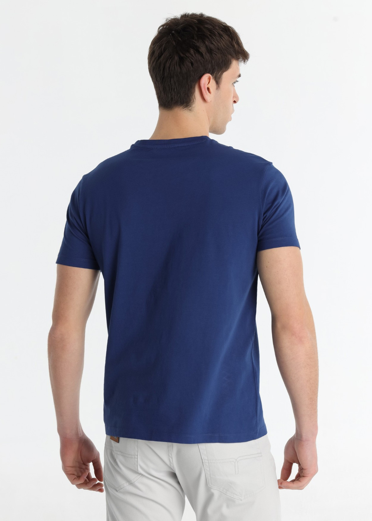 Camiseta Básica Manga Corta Logo Bordado azul WINSTON RILEY