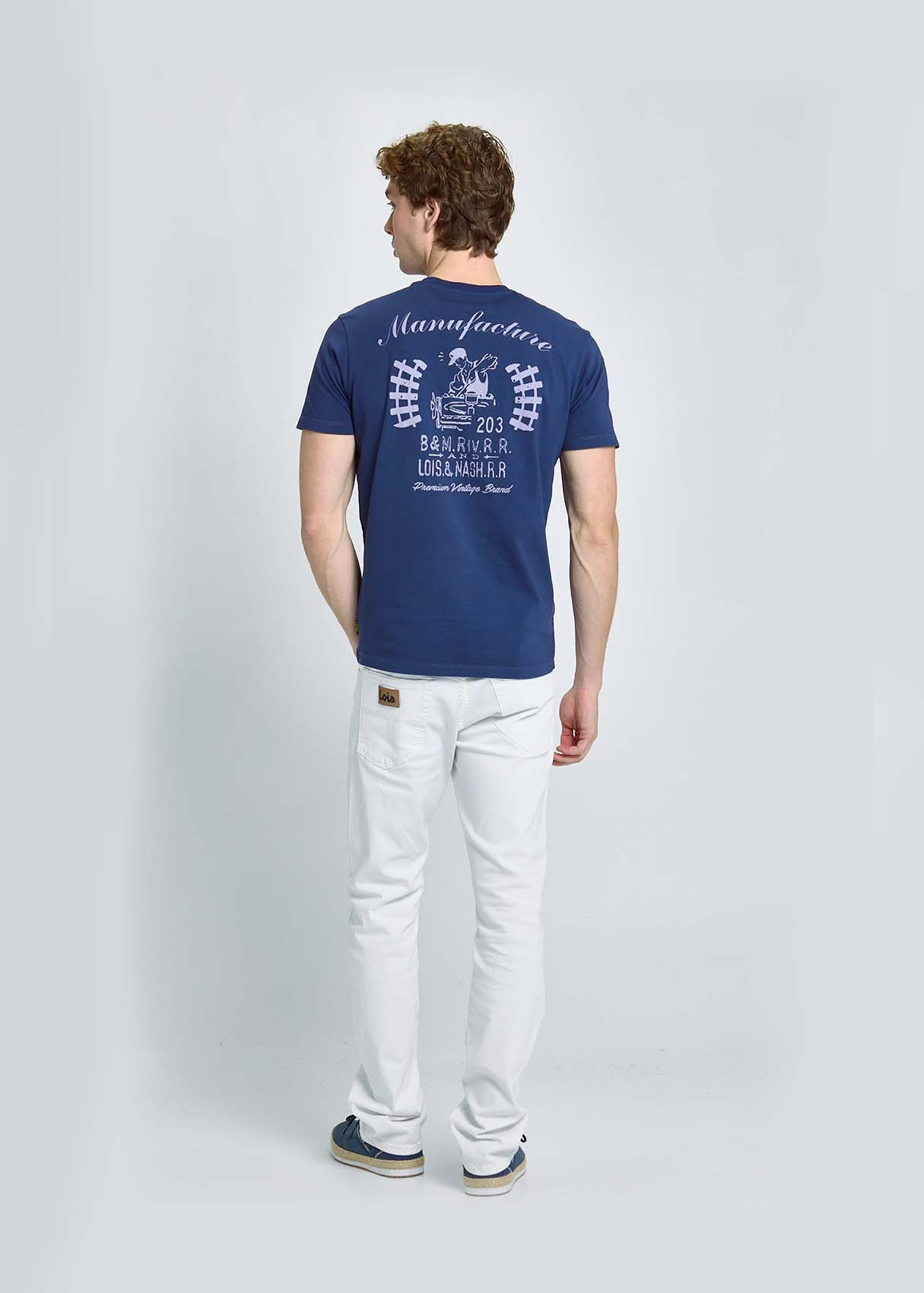 Camiseta Gráfica Con Diseño De Máquina En Espalda Azul