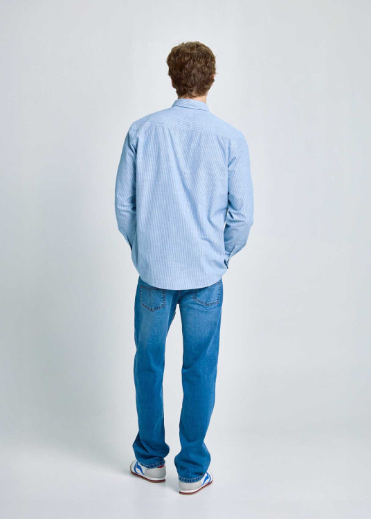 Camisa De Rayas Verticales Con Bolsillo Frontal Azul