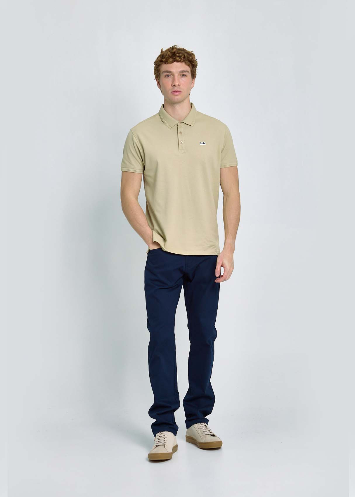Polo De Piqué Premium Con Parche Logo En Color Beige