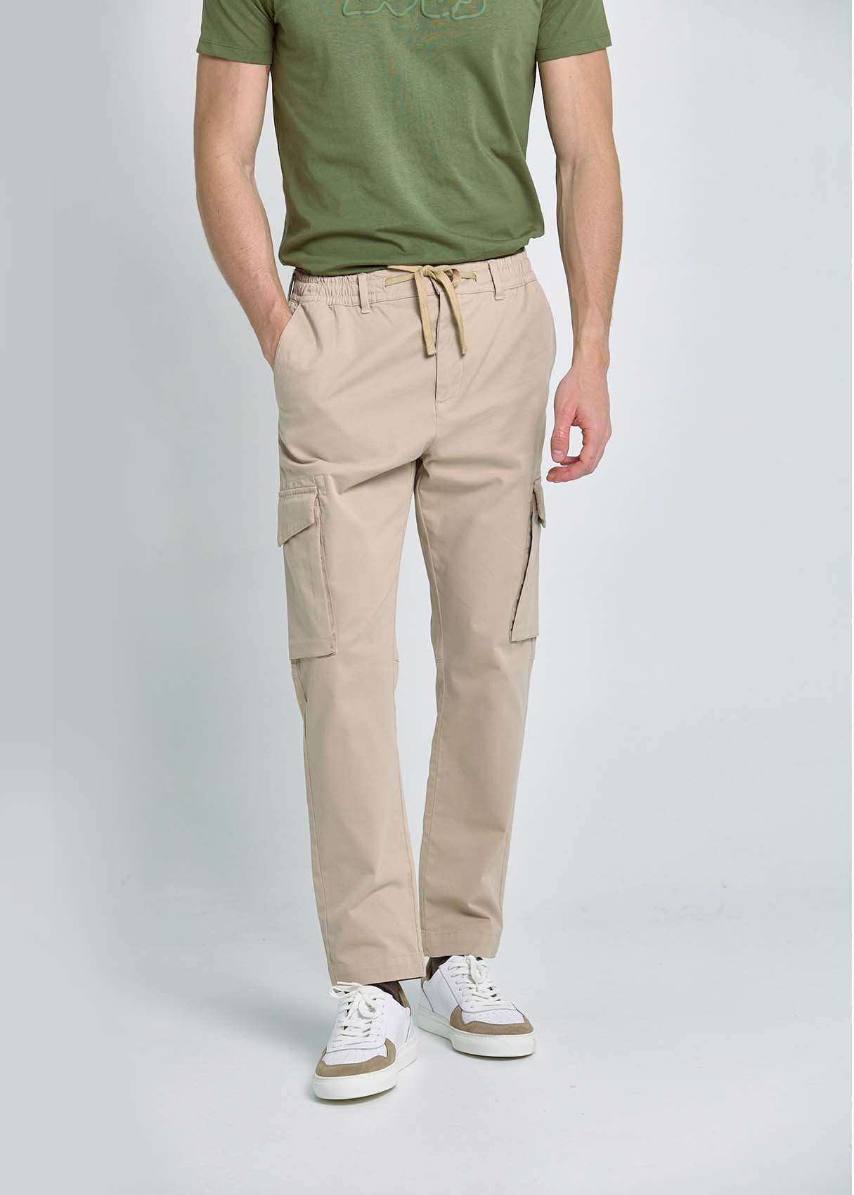 Pantalón Cargo Slim Cintura Elástica Bolsillos Beige