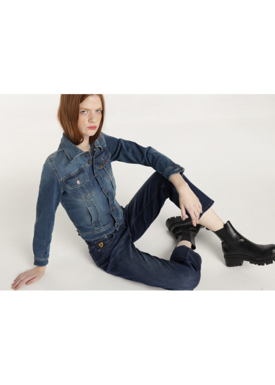 Cazadora básica Denim efecto desgastado azul