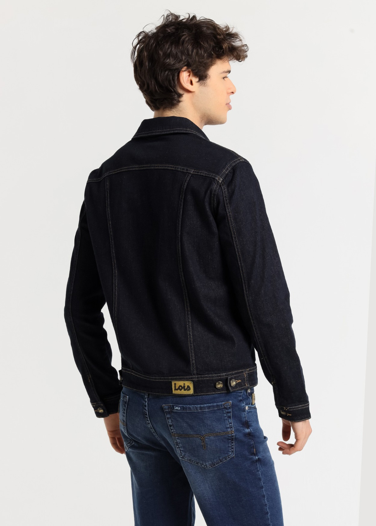 Cazadora Denim básica costuras vistas azul oscuro