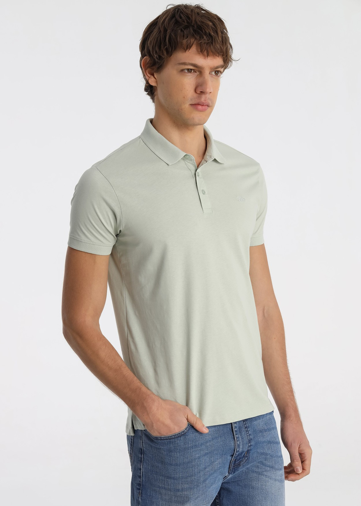 Polo Clásico Bordado Distintivo Color Verde
