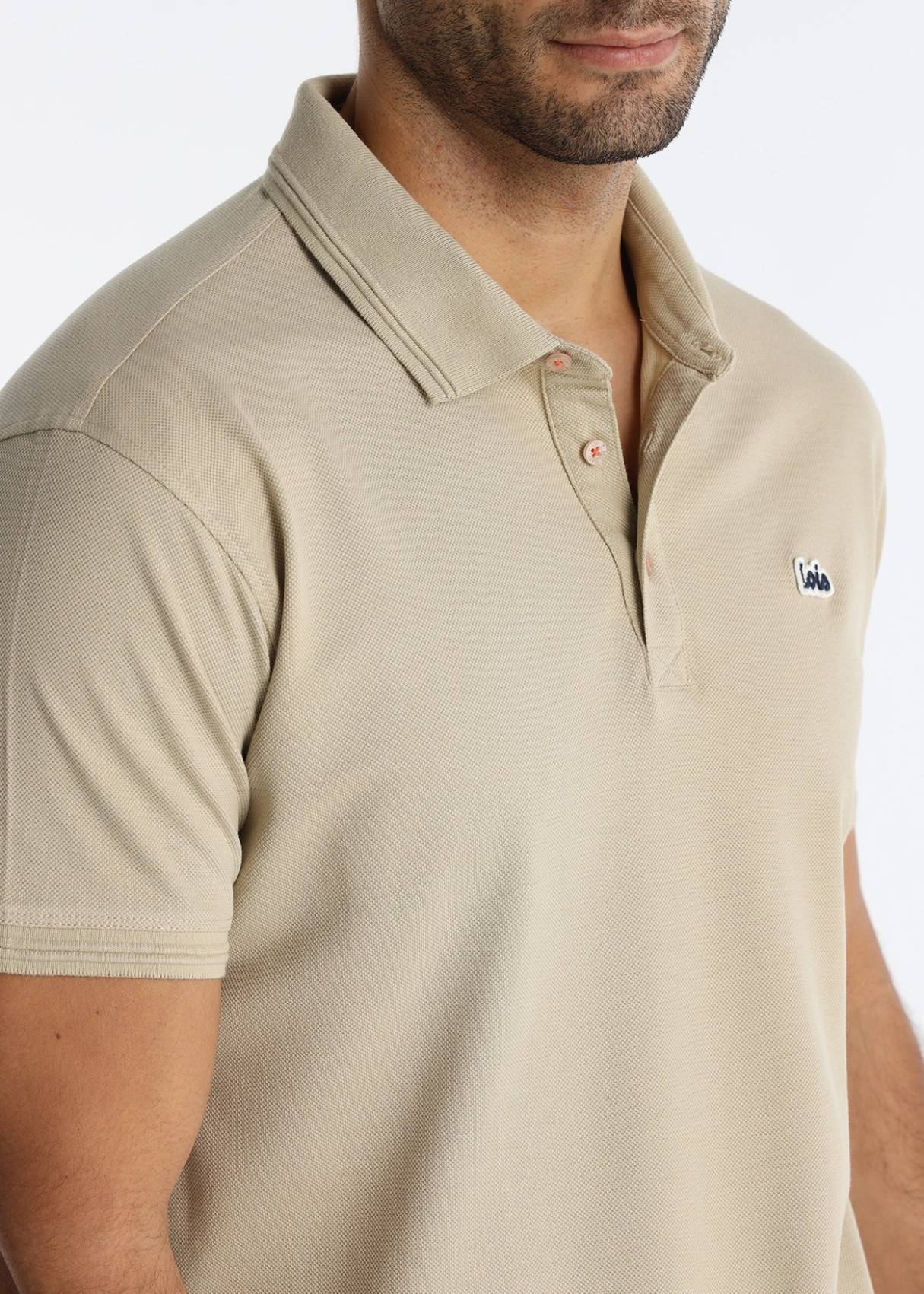 Polo De Piqué Premium Con Parche Logo En Color Beige