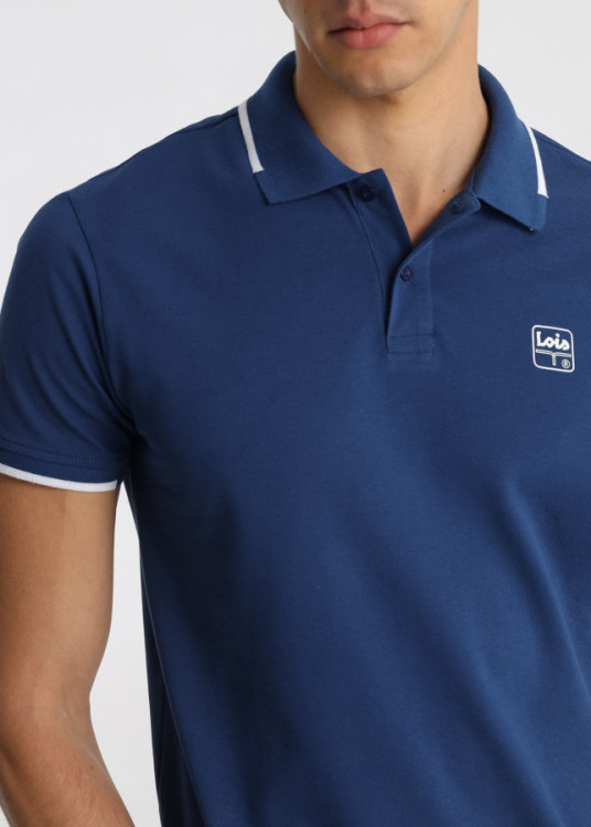 Polo De Piqué Azul Navy Con Detalles De Franjas En Cuello