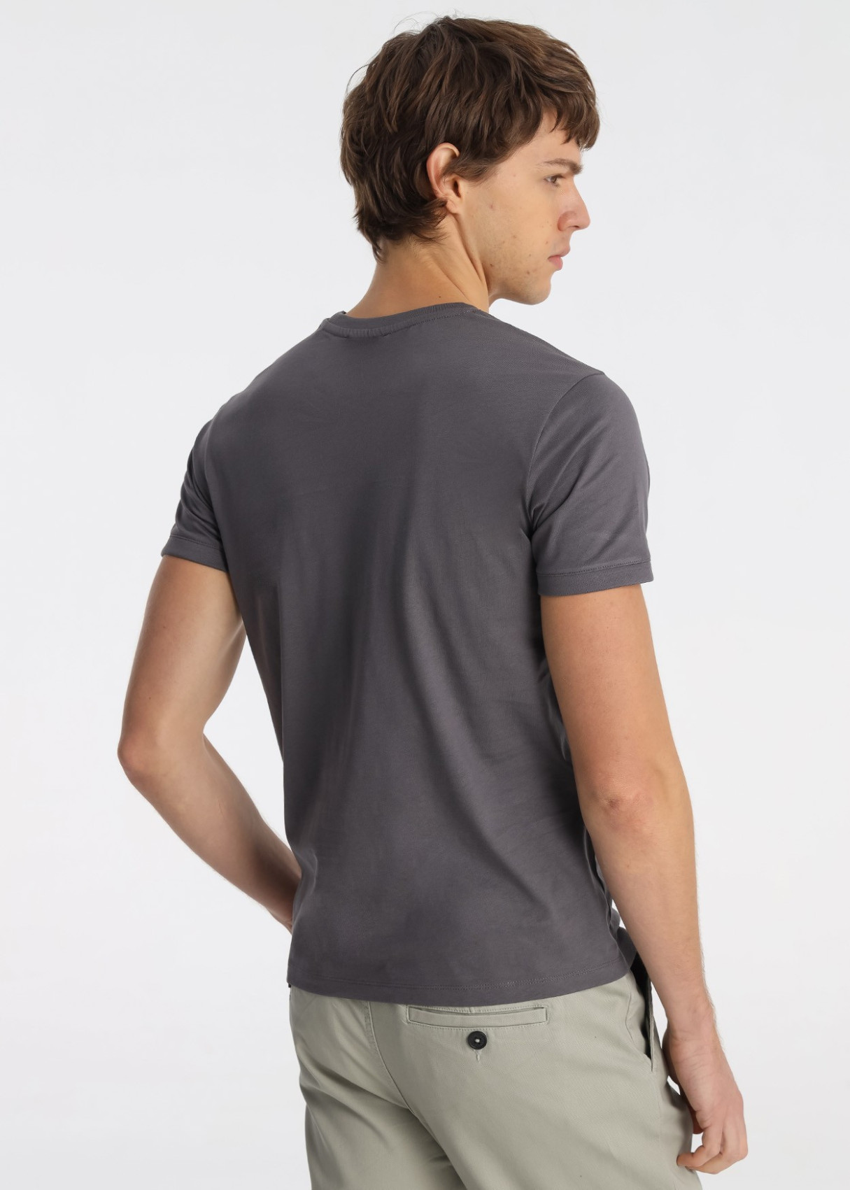 Camiseta Con Logotipo Tipográfico En Gris