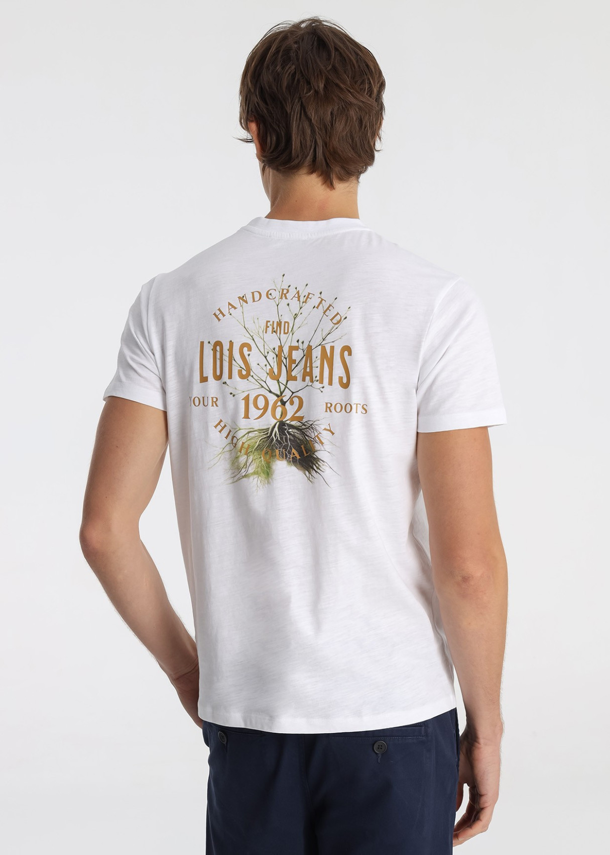 Camiseta Gráfica Diseño Raíces Espalda Blanca