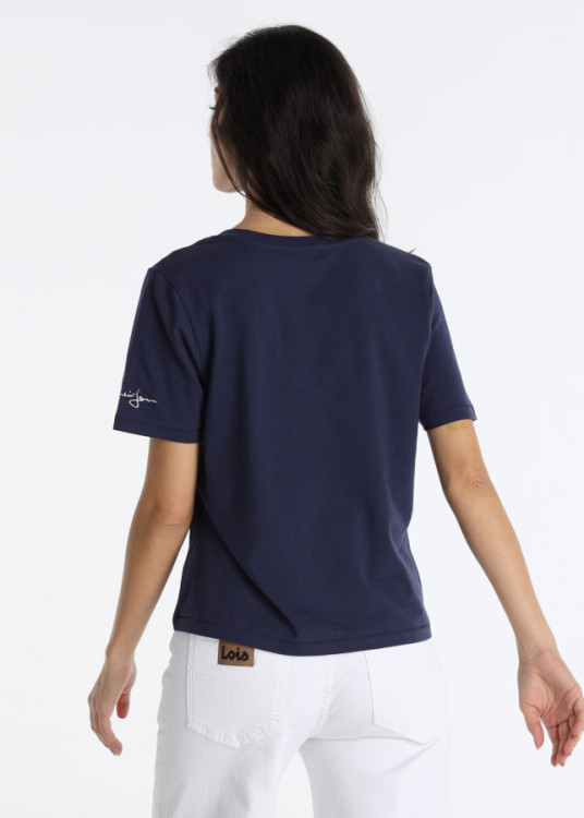 Camiseta Cuello V Con Detalle Cordón Azul