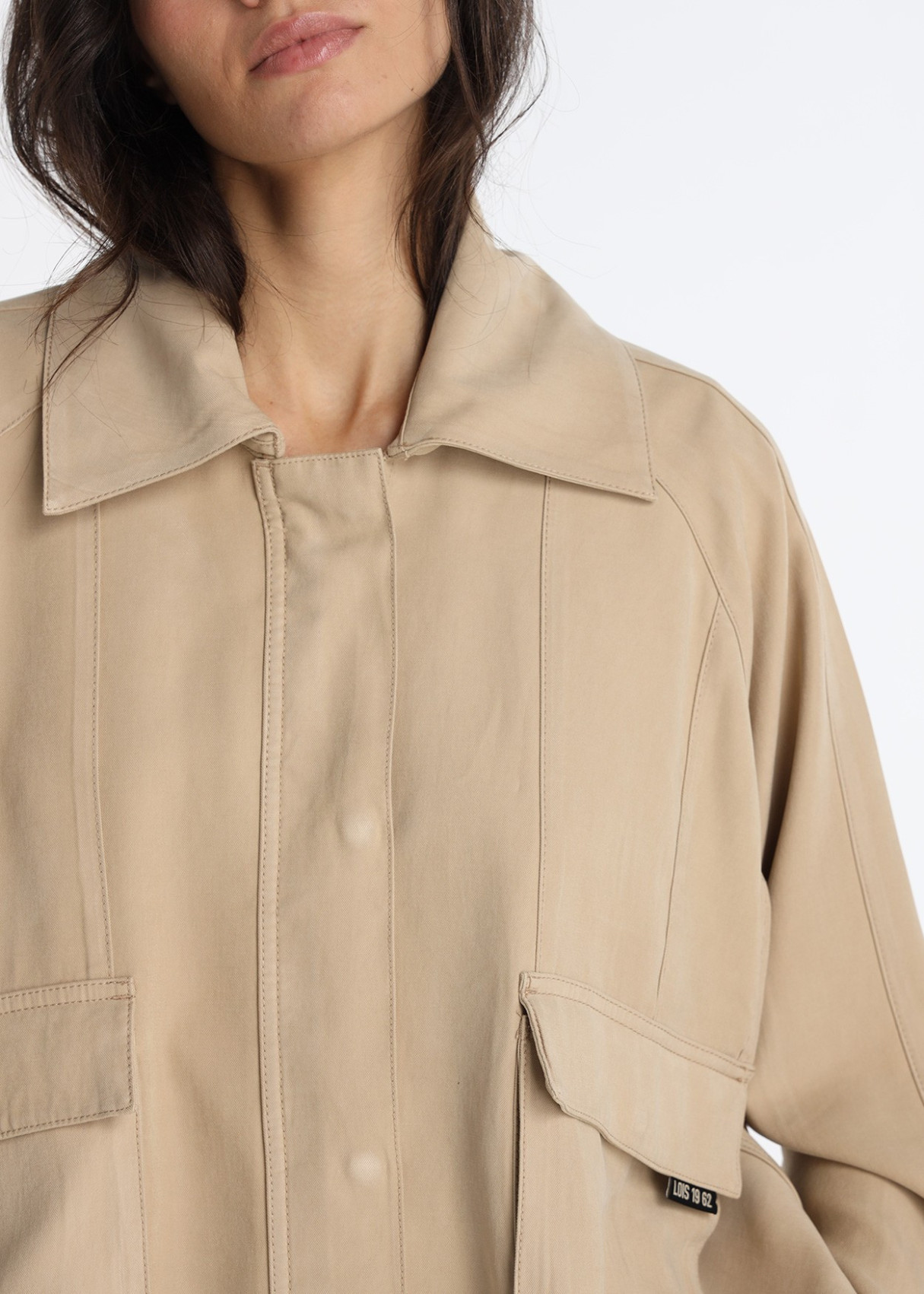 Cazadora De Estilo Cargo Con Cortes Y Bolsillos