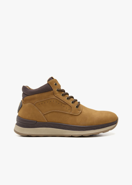 Bota Casual contraste suela marrón