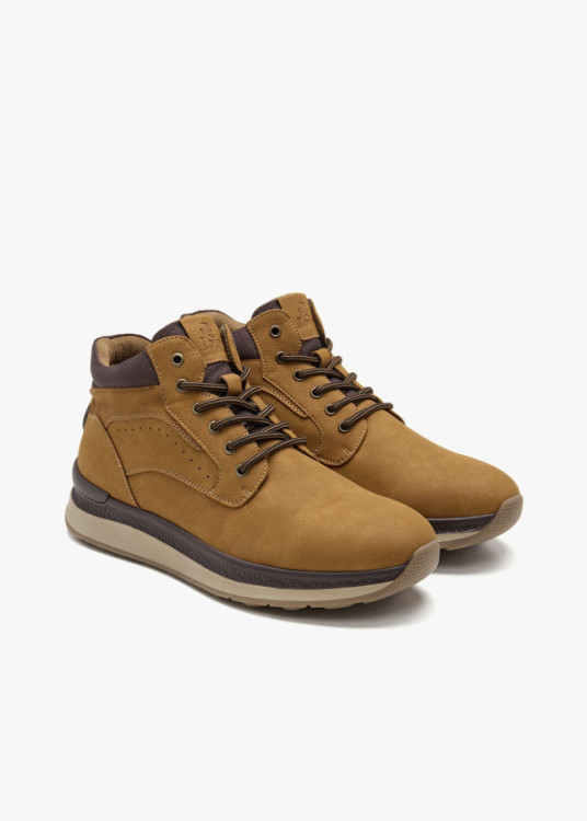 Bota Casual contraste suela marrón