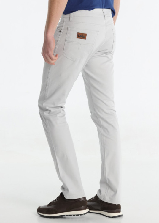 Pantalón Tejido Con Textura Regular Fit Tiro Medio