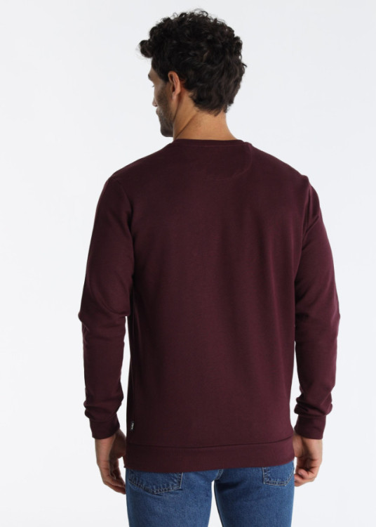 Sudadera Básica Sin Capucha Cuello Caja Logo Parche rojo