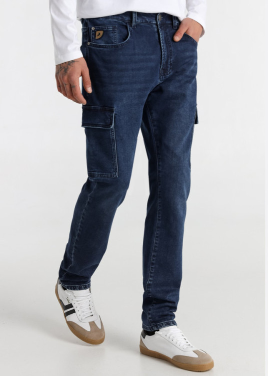 Pantalón tapered fit cintura media Cargo Lavado Azul