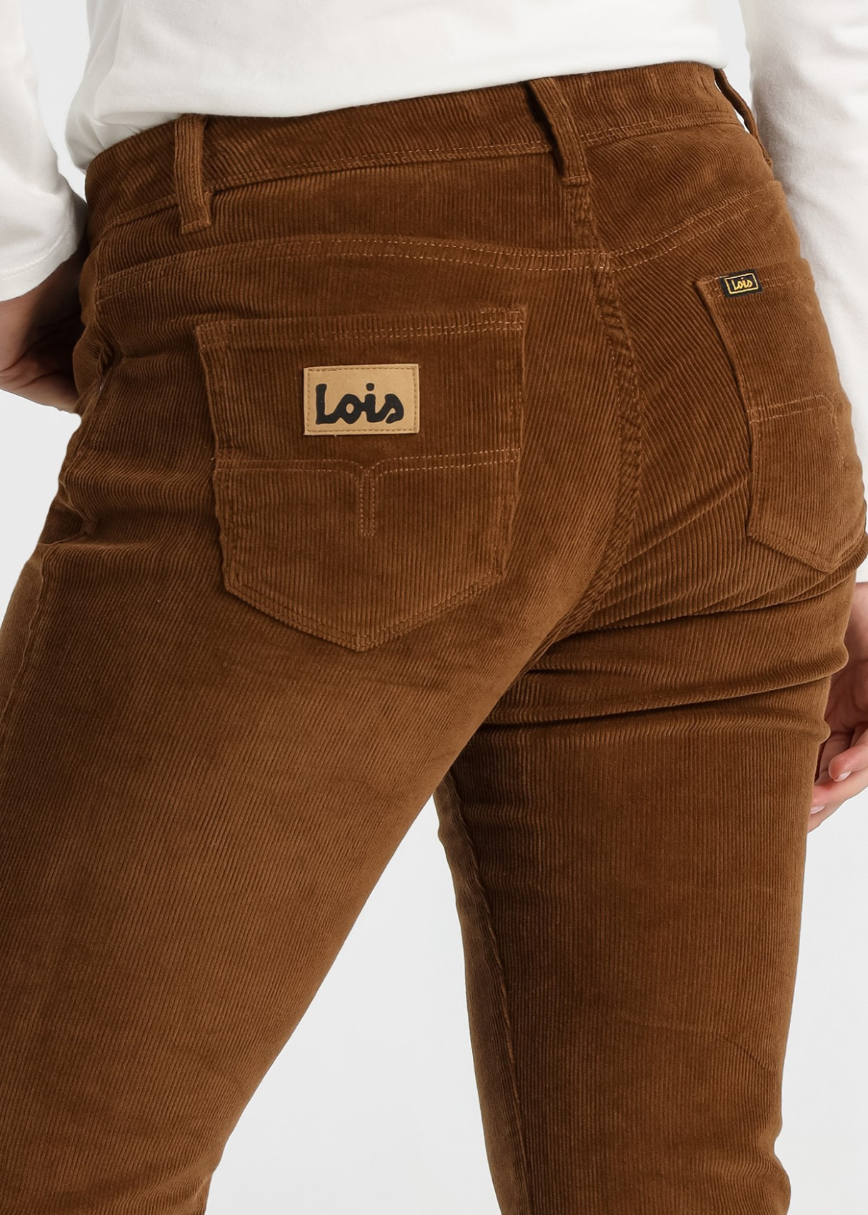Jeans Straight Pana Elástica color marrón