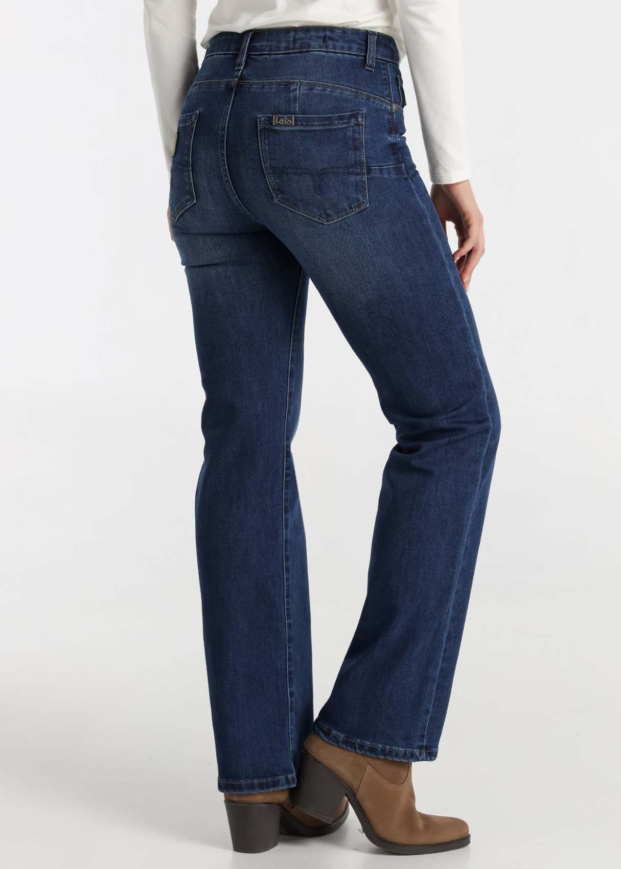 Jeans bootcut cintura media Lavado Azul