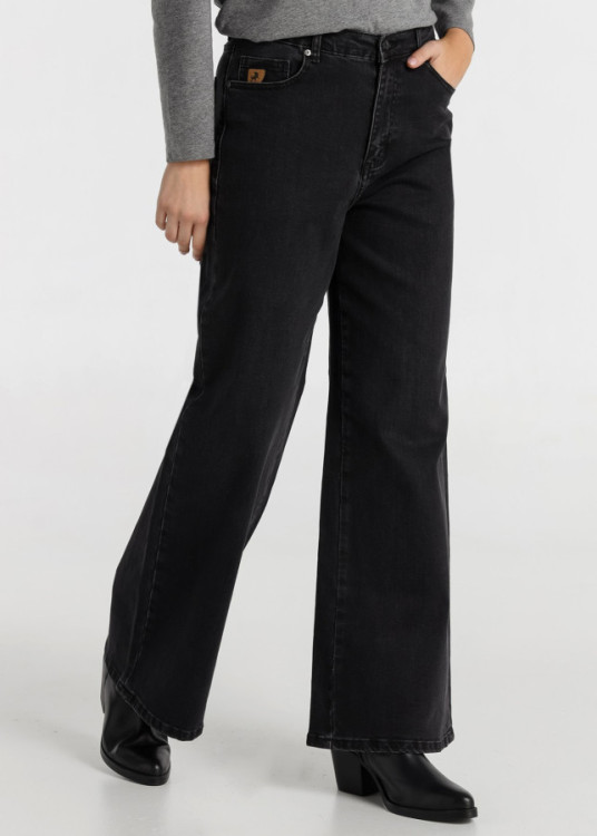 Jeans Wide leg cintura media Lavado Negro