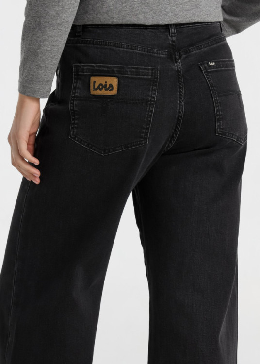 Jeans Wide leg cintura media Lavado Negro