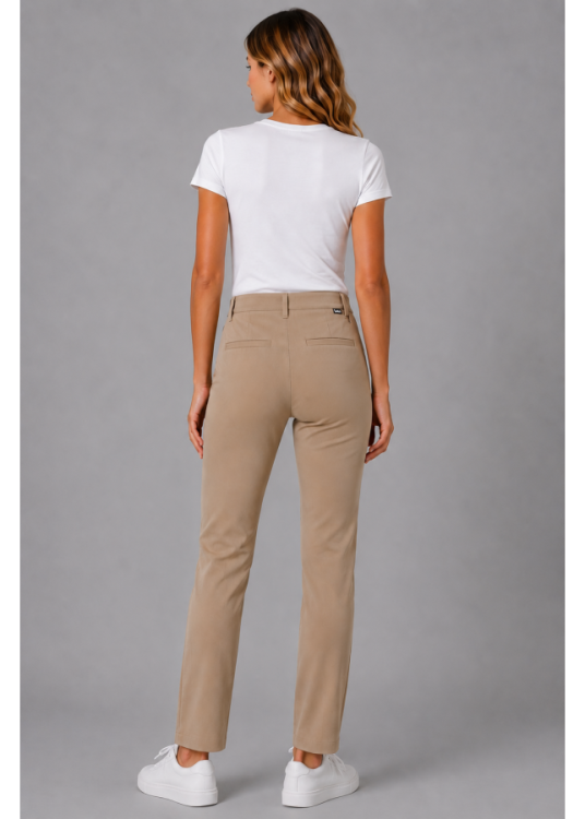Pantalón Chino slim marrón