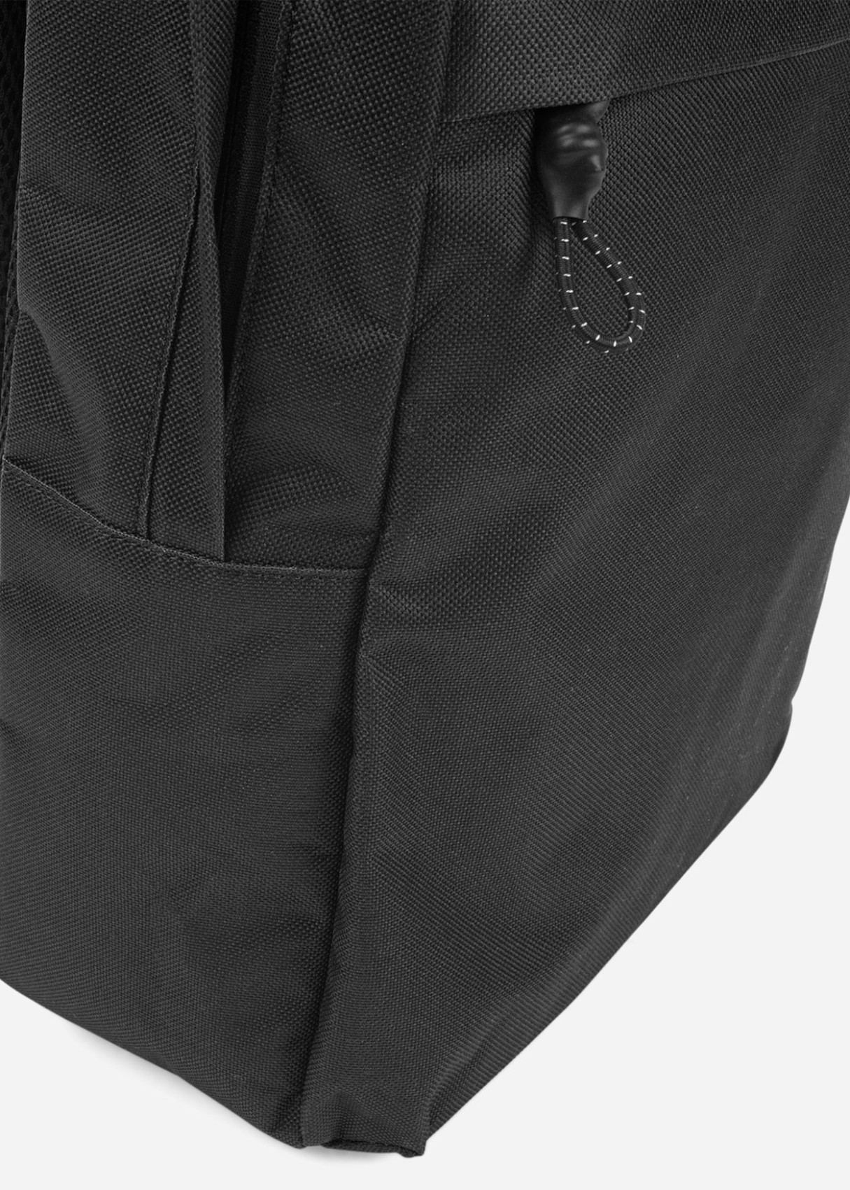 Mochila con Asas Acolchadas y Cierres de Cremallera Negra