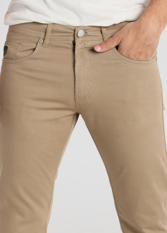 Pantalón Color Regular Fit MARVIN LOTUS Marrón