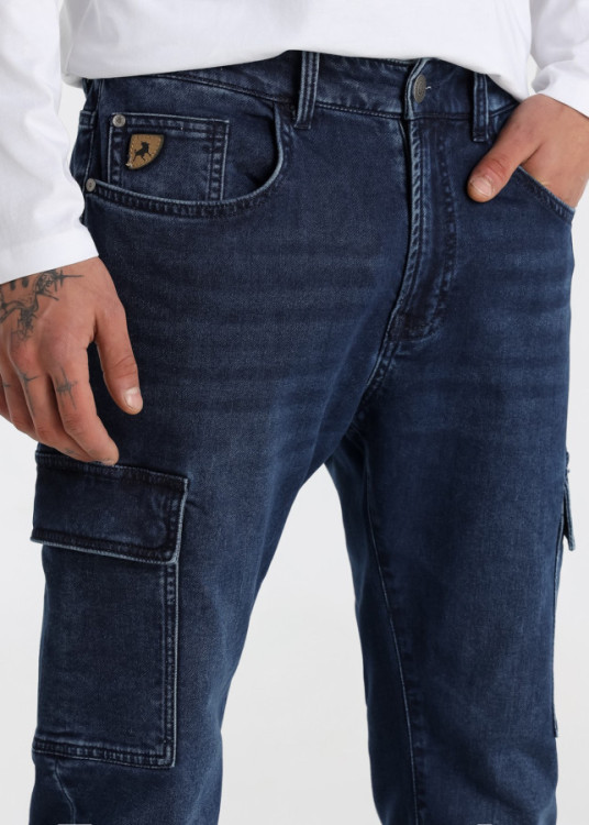 Pantalón tapered fit cintura media Cargo Lavado Azul