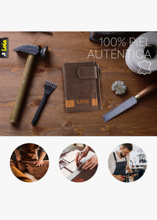 Cartera vertical de piel cierre botón con llavero marrón