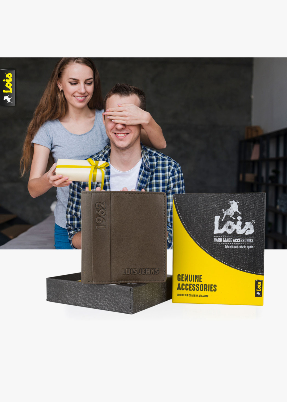 Cartera billetera tarjetero de piel efecto desgastado con logo en relieve marrón