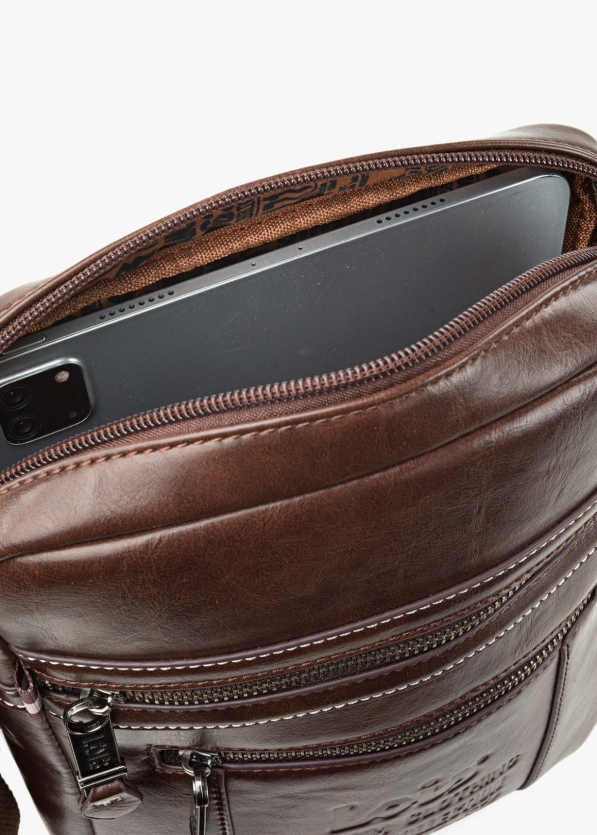 Bolso bandolera ajustable con bolsillos y doble cremallera marrón