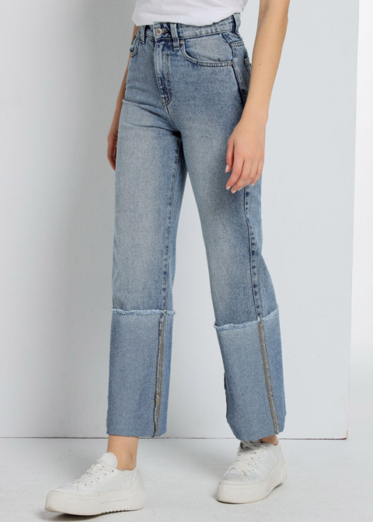 Jeans Cintura Media Boot Cut  100% algodón