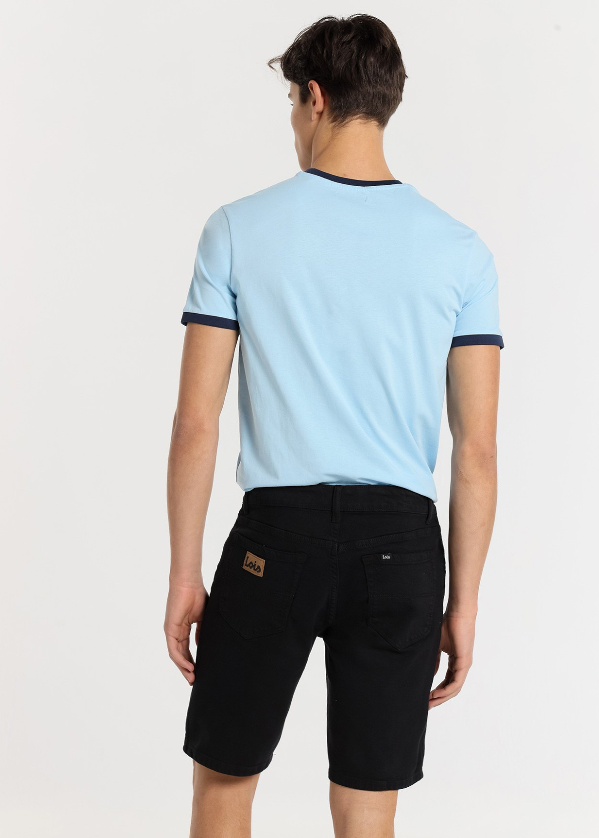 Bermuda Slim Cintura Media negra