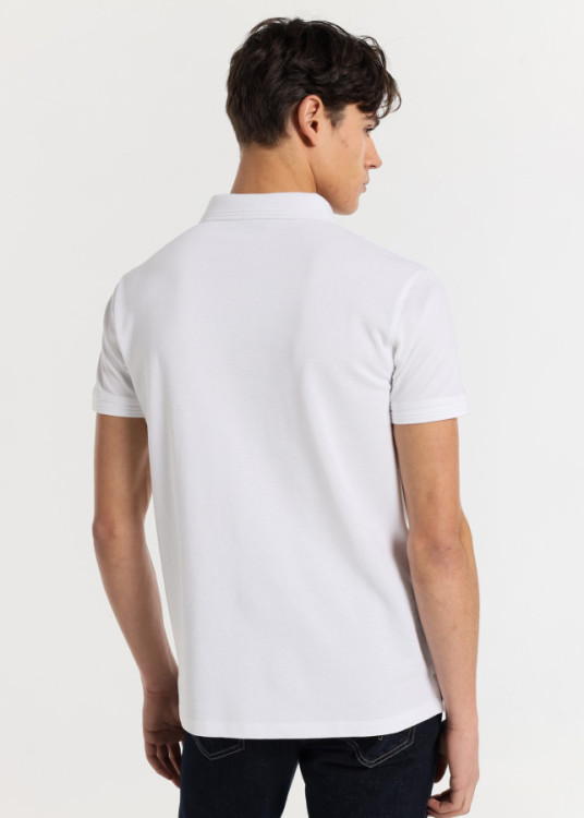 Polo Manga Corta Basico Patch Logo Bordado blanco