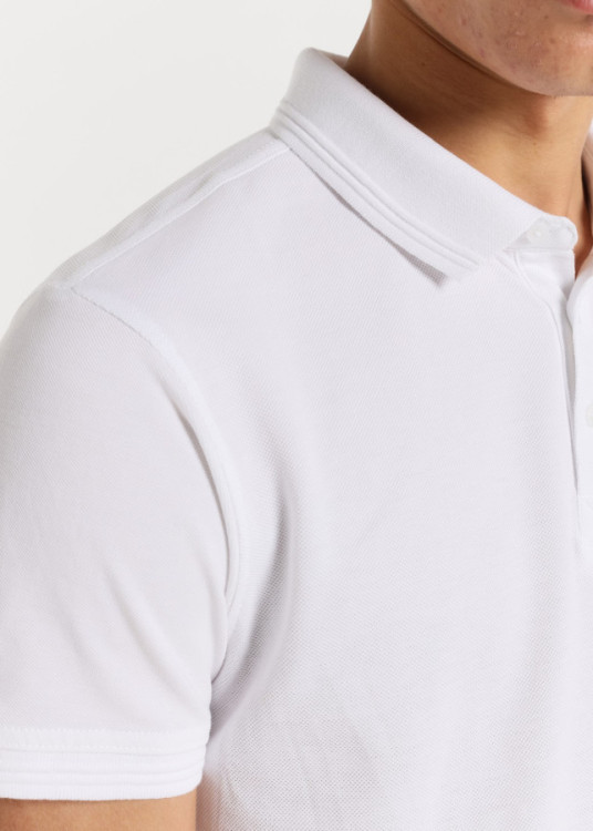 Polo Manga Corta Basico Patch Logo Bordado blanco