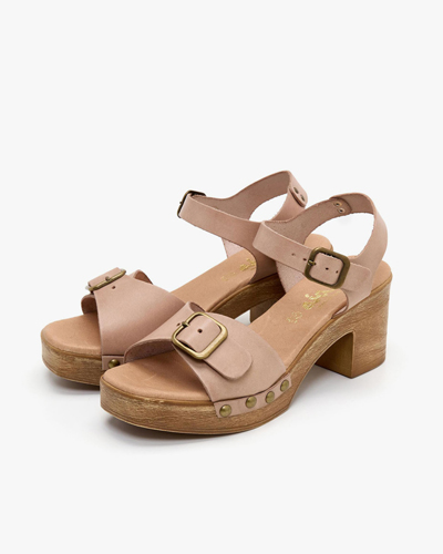 Visita nuestra colección de Sandalias de Zapatos